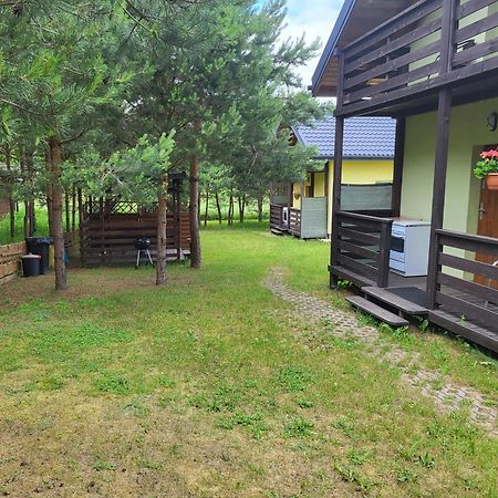 Domki Nad Jeziorem Dąbrówno Exteriör bild