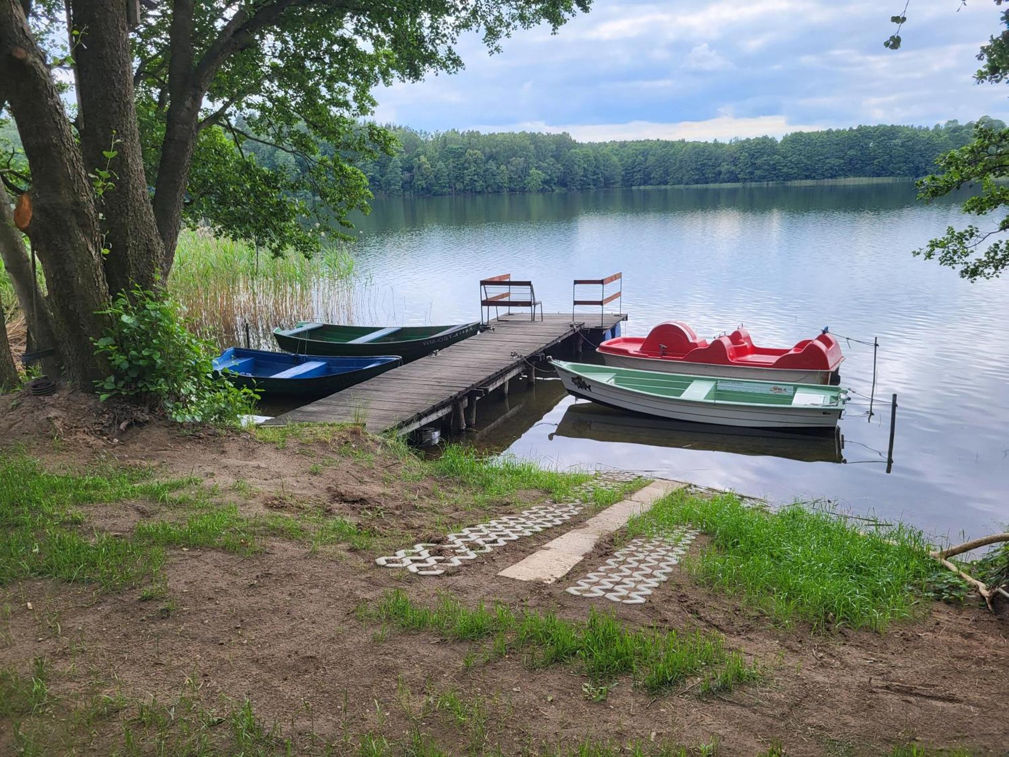 Domki Nad Jeziorem Dąbrówno Exteriör bild