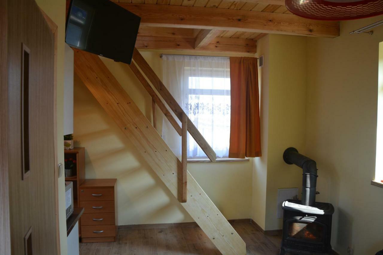 Domki Nad Jeziorem Dąbrówno Exteriör bild